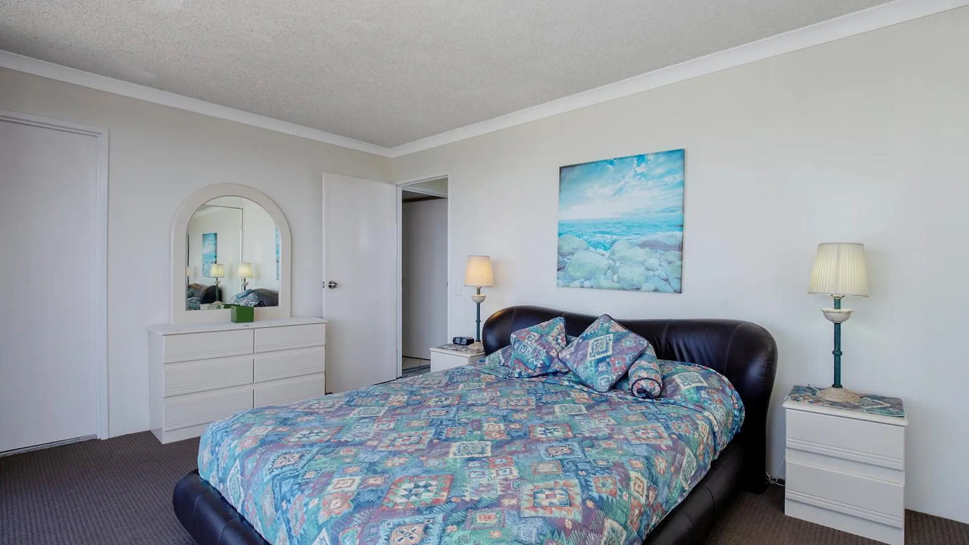 מלון דירות גולד קוסט Carool Holiday Apartments